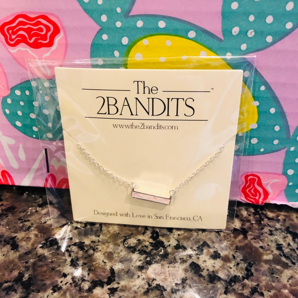 2Bandits Necklace